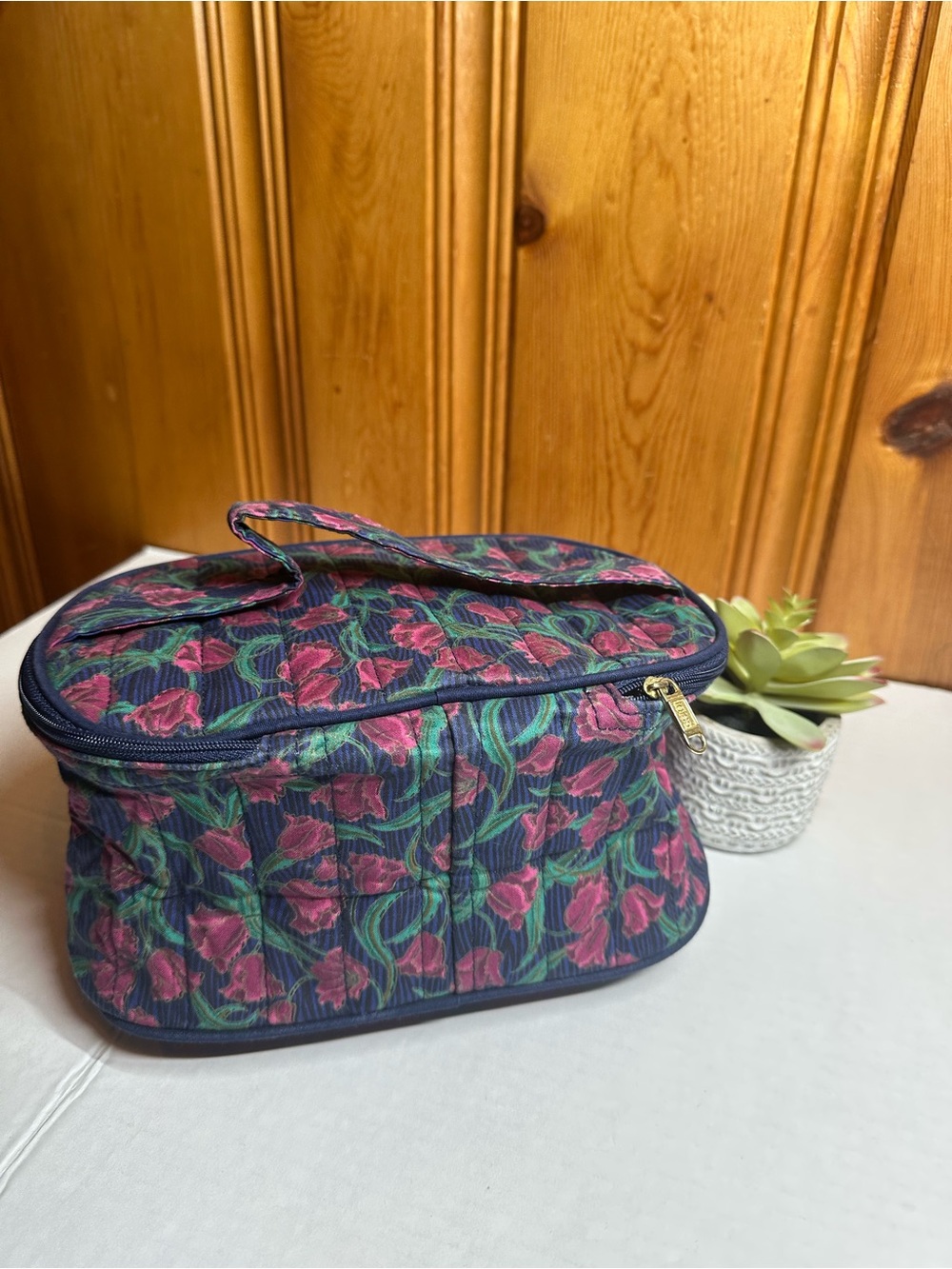 totes Quilted Floral Cosmetic Bag - Navy with Pink Flowers - Picture 2 of 7